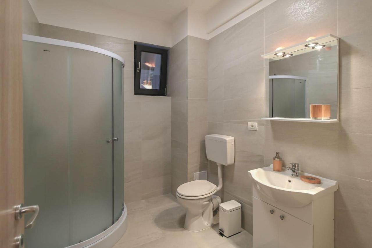 Appartement Cc Belle Studio à Năvodari Extérieur photo
